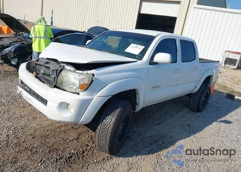 2010 Toyota Tacoma Prerunner V6 из США, поврежденный, VIN 3TMJU4GN7AM091977